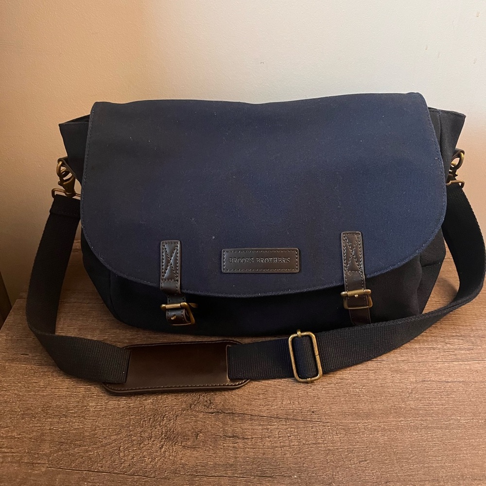 Brooks Brothers Men's Navy Canvas Messenger Bag with Leather trims
